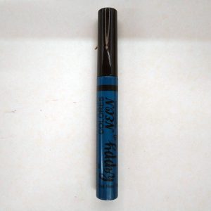 Delineador liquido 06