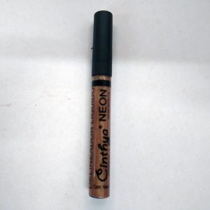 Delineador liquido 09